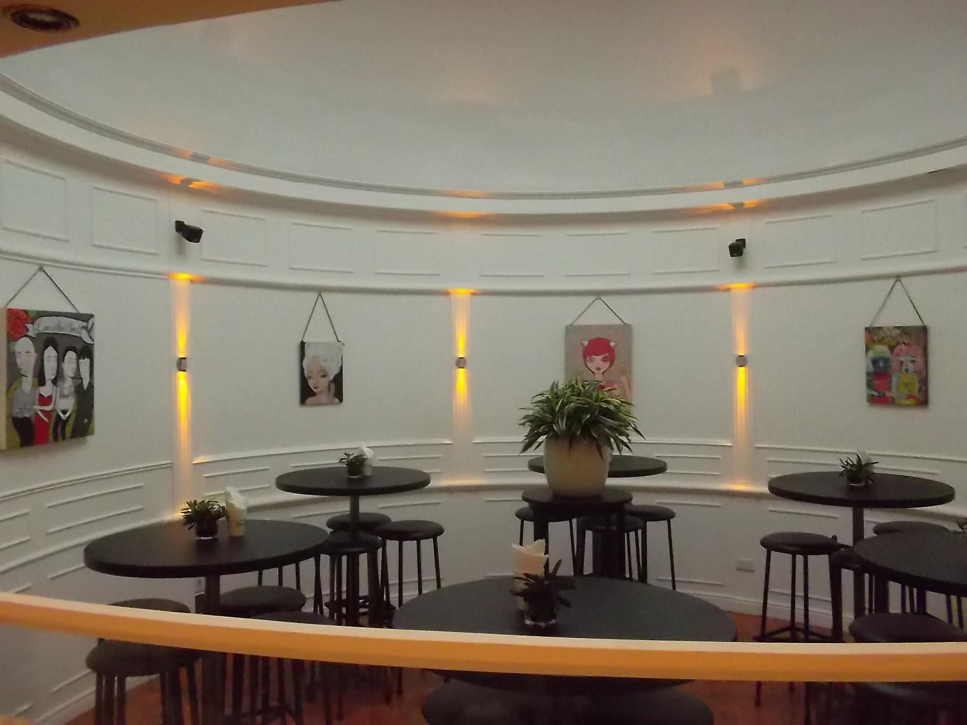 Curved dining room inside Café Escudero